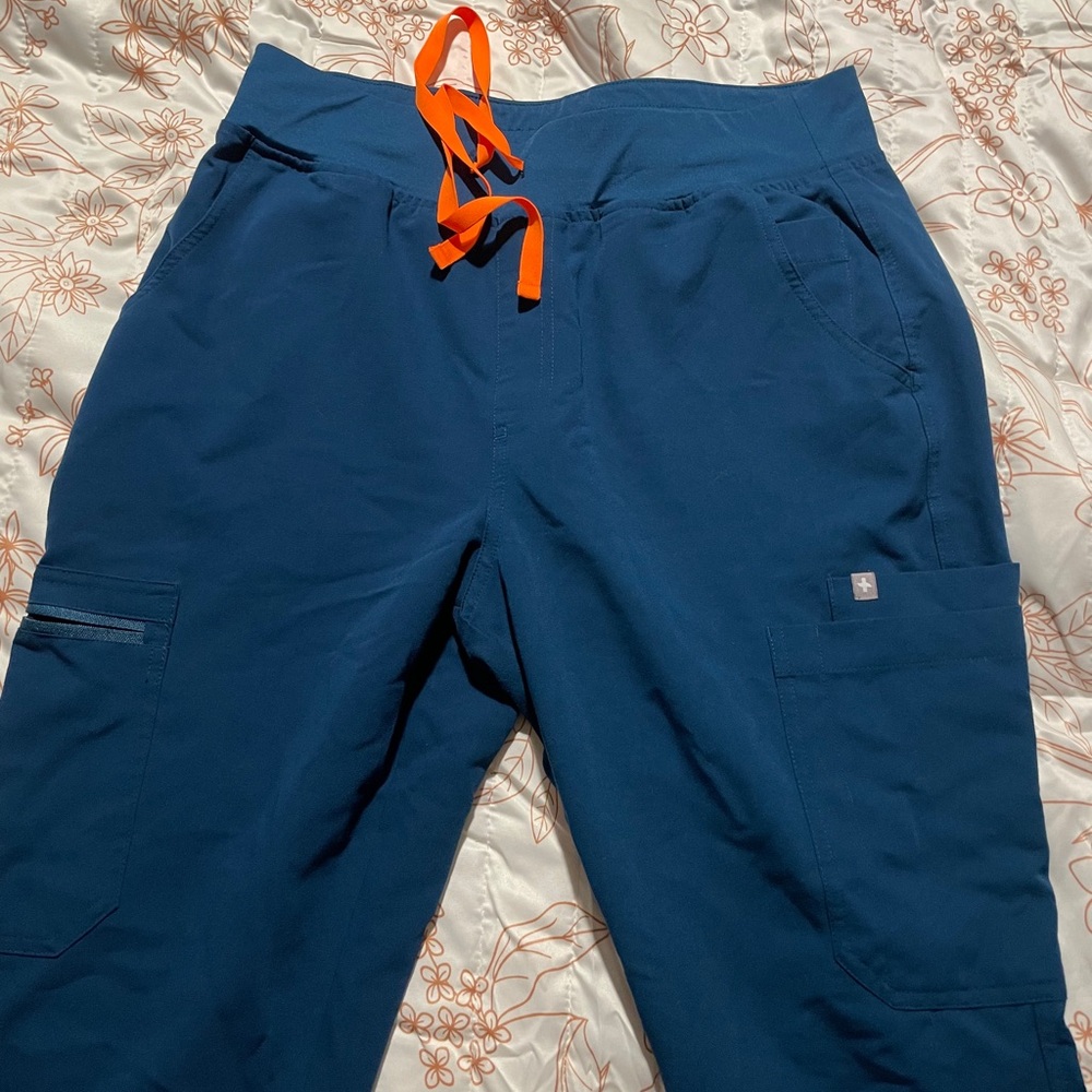 Figs Yola 2.0 Skinny Scrub Pants